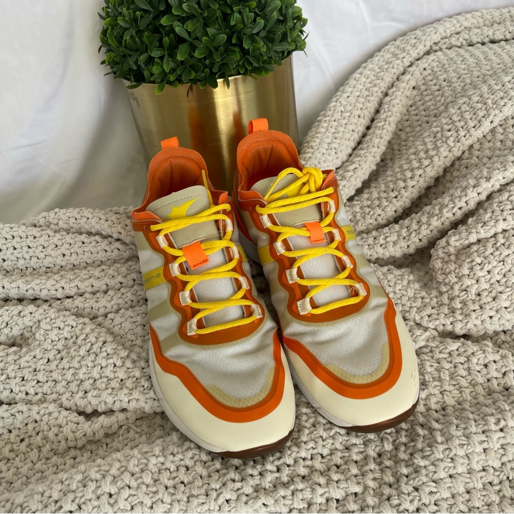 Men's Orange and White Athletic Shoes Size 10